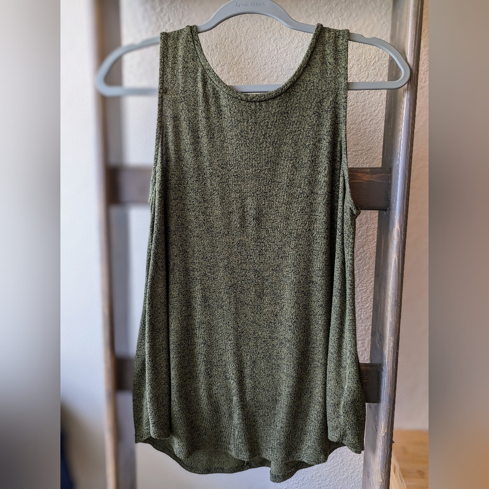Women's Old Navy long, relaxed tank - size small
